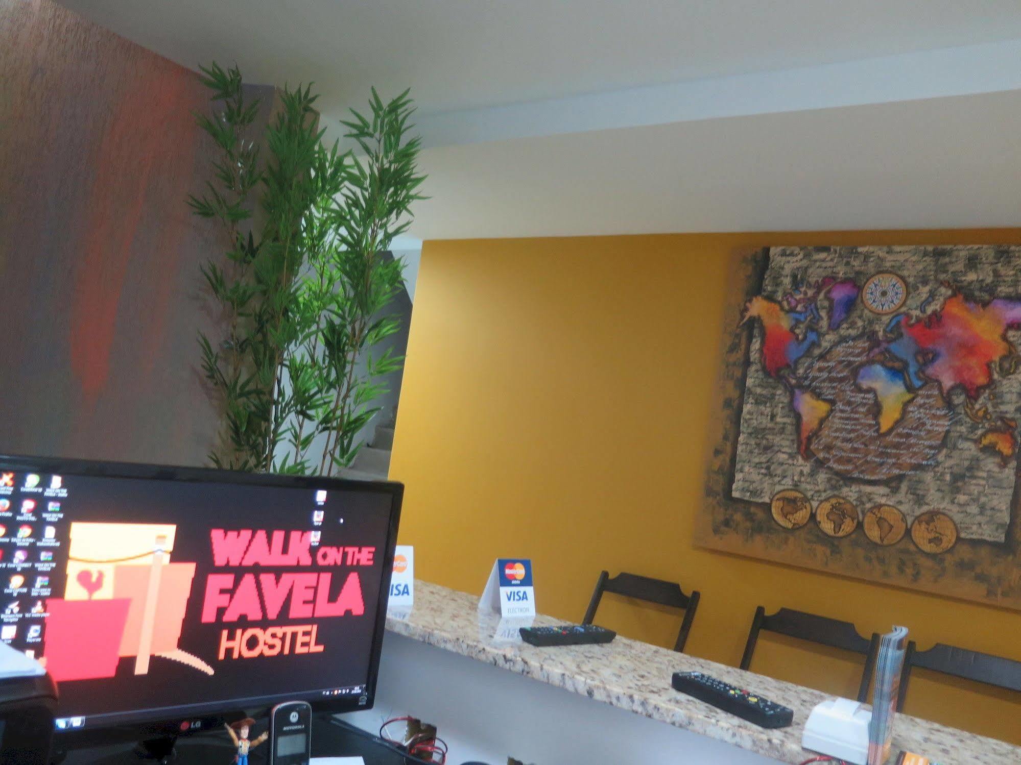 Walk On The Favela Hostel Rio de Janeiro Buitenkant foto